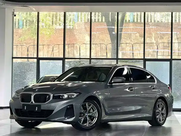 BMW i3 2022