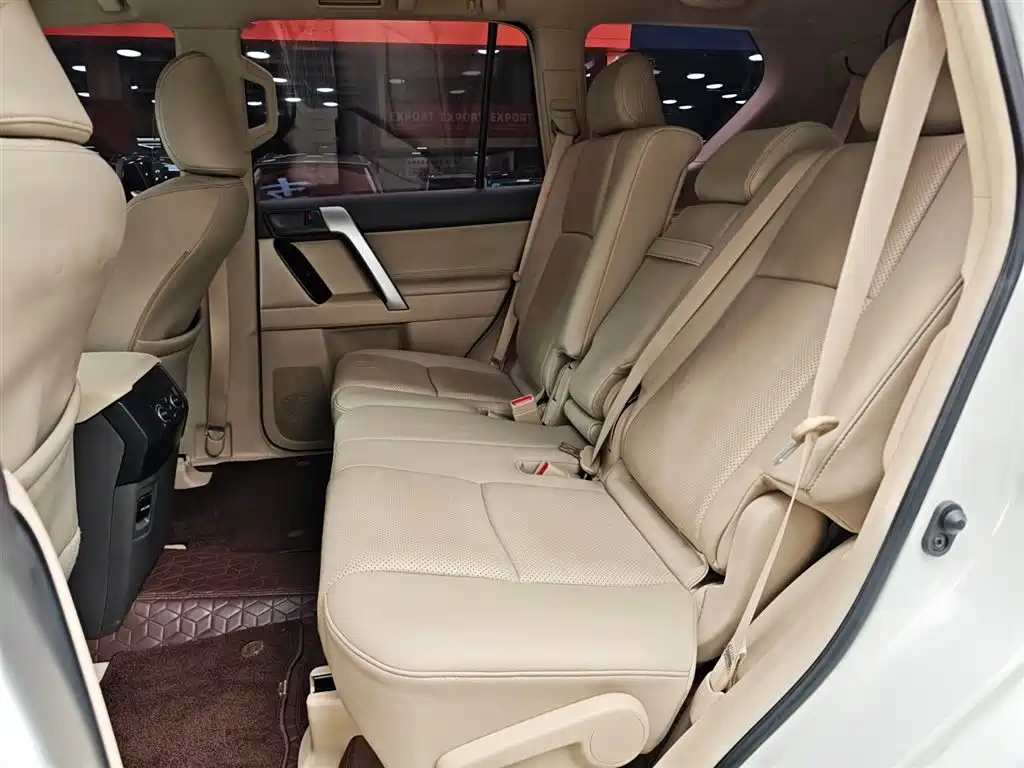 Toyota Prado 2019 — фото 23