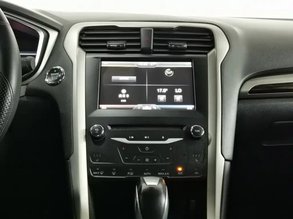 Ford Mondeo 2015 — фото 12