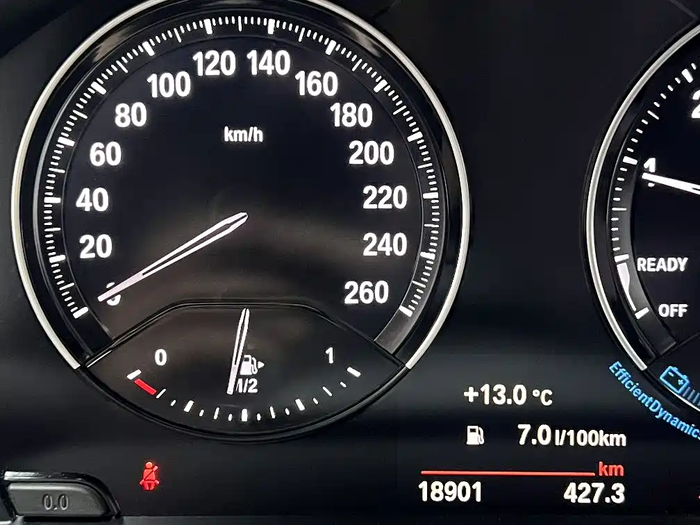 BMW 1 Series 2021 — фото 13