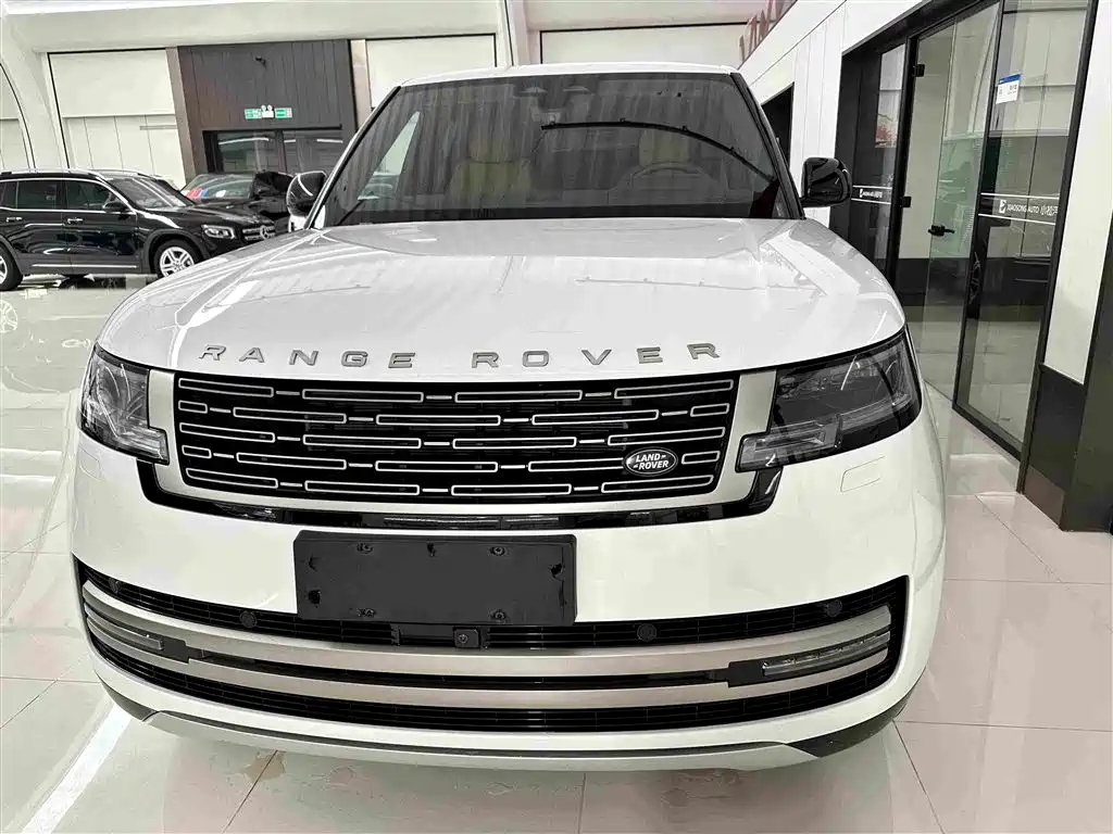 Land Rover Range Rover 2024 — фото 2