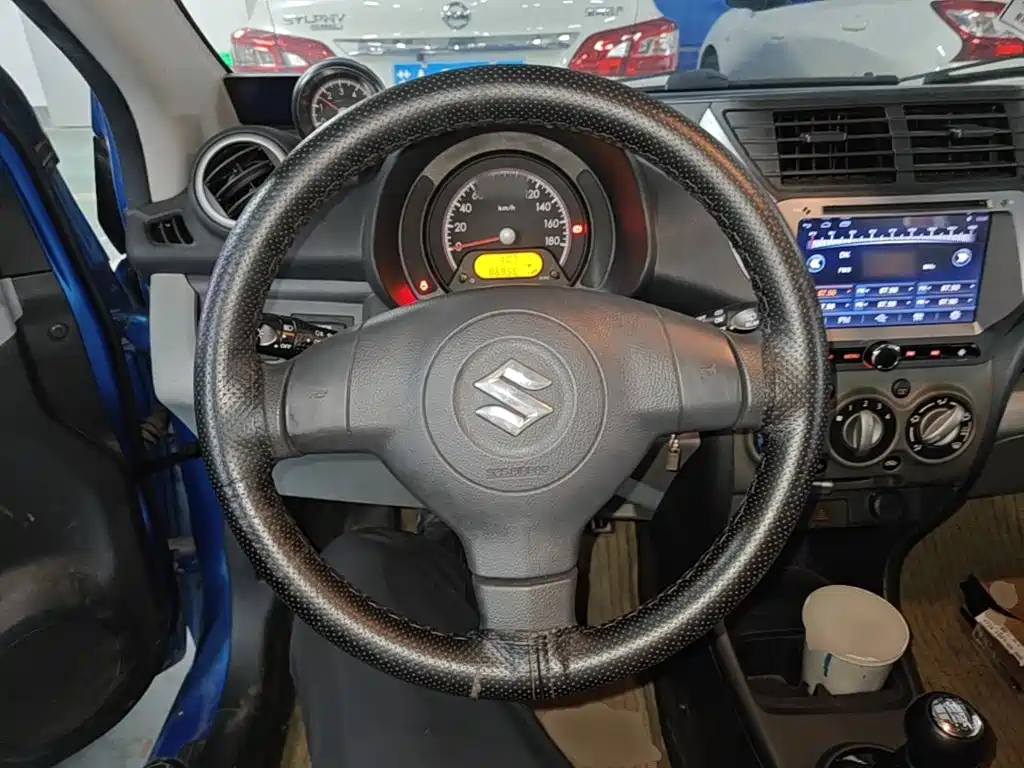 Suzuki Alto 2015 — фото 11