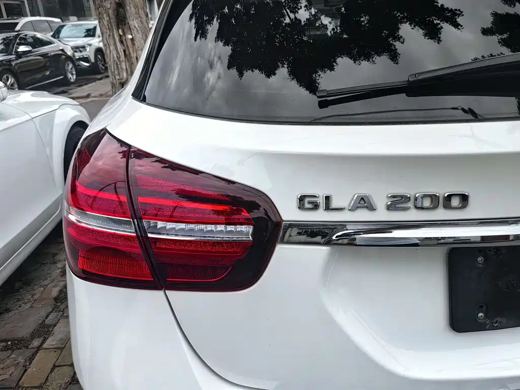 Mercedes-Benz GLA 2018 — фото 22