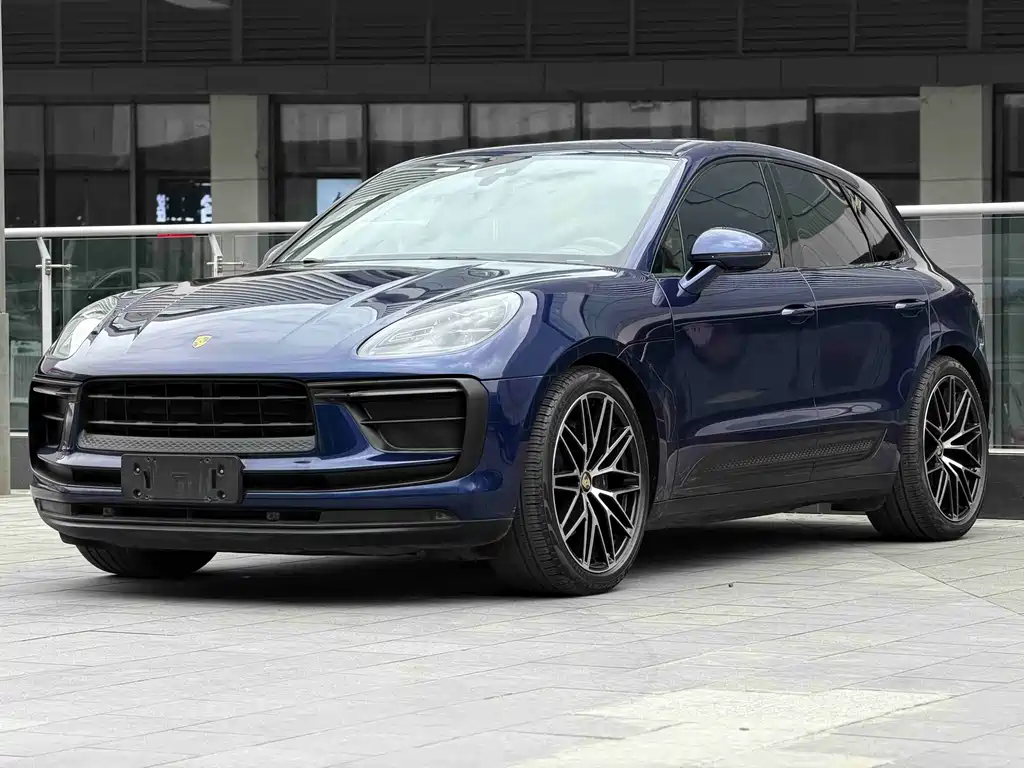 Porsche Macan 2022 — фото 1