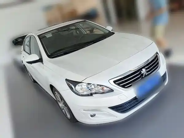 Peugeot 408 2016