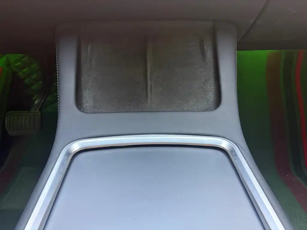 Tesla Model Y 2021 — фото 12