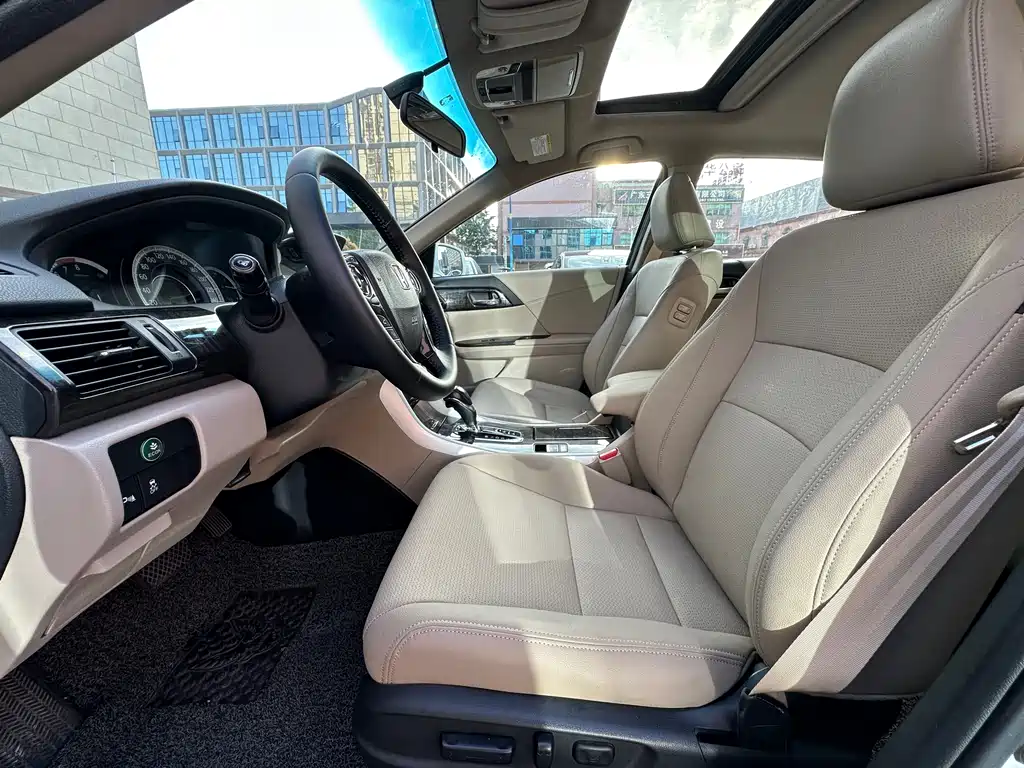 Honda Accord 2015 — фото 4