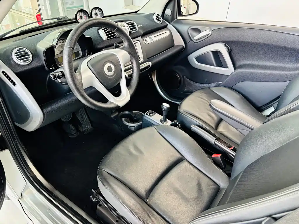 smart Fortwo 2014 — фото 8