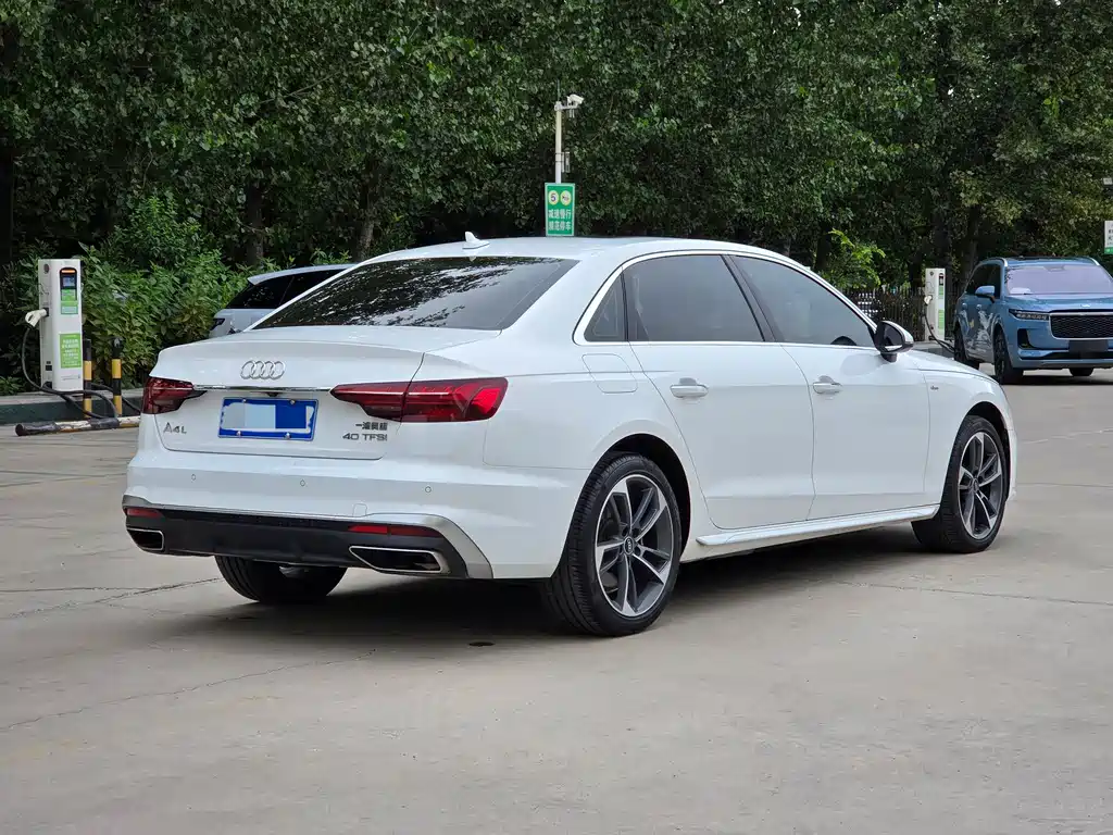 Audi A4L 2022