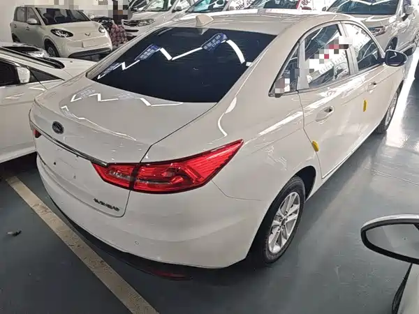Ford Escort 2019