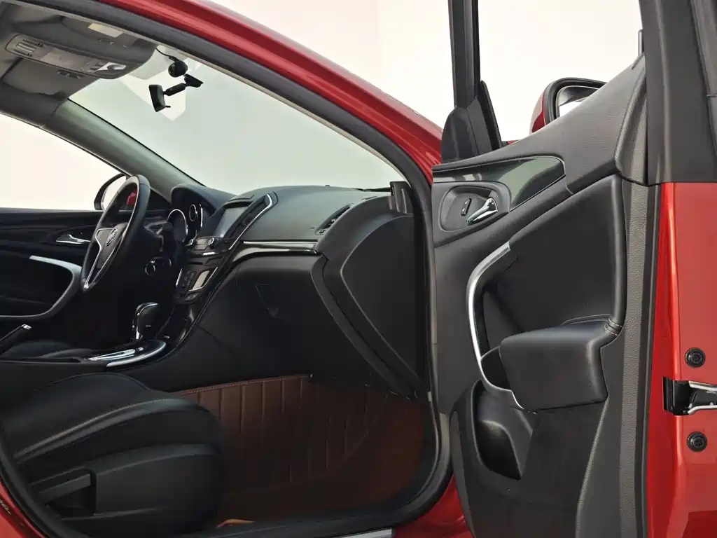 Buick Regal 2015 — фото 17