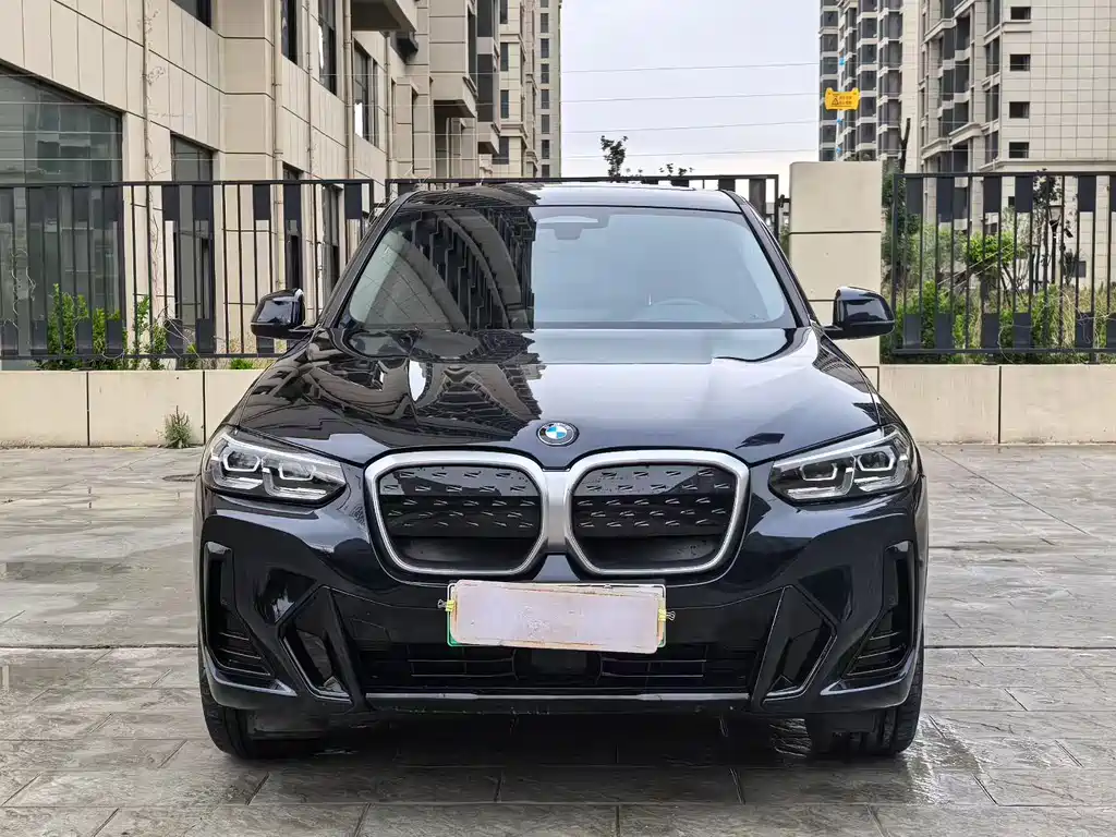 BMW iX3 2024 — фото 2