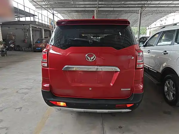 BAIC Huansu S3 2015