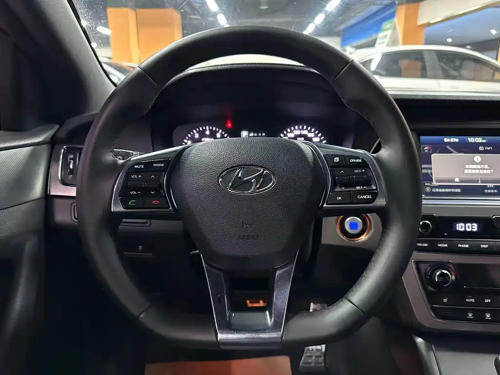 Hyundai Sonata 2015 — фото 10