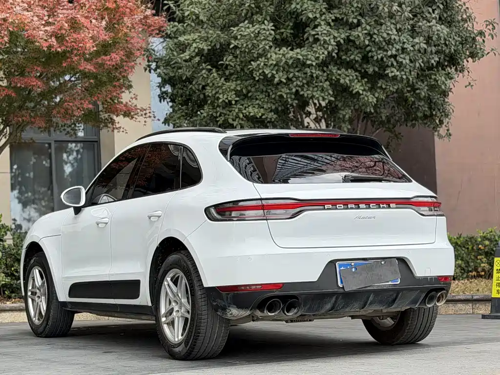 Porsche Macan 2021 — фото 9