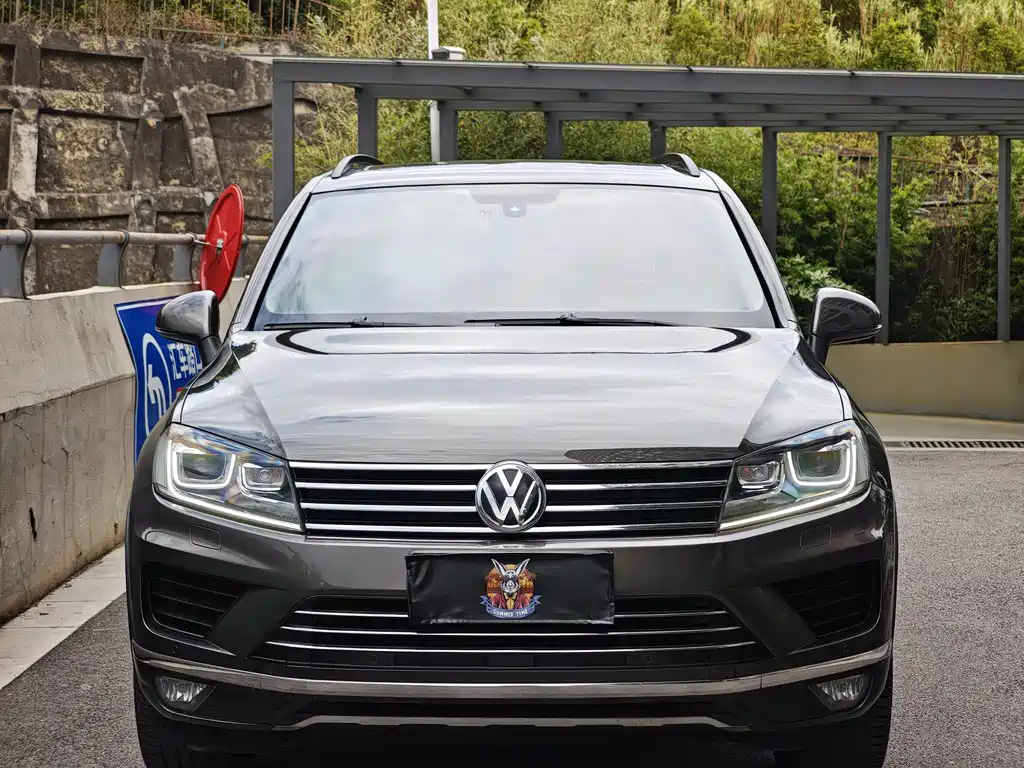 Volkswagen Touareg 2016 — фото 2