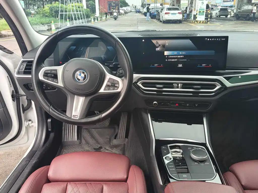 BMW i3 2023 — фото 13