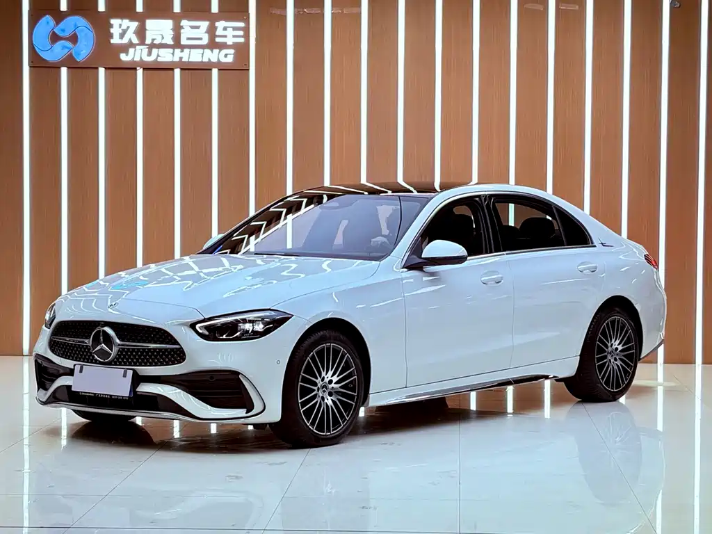 Mercedes-Benz C-Class 2023 — фото 1