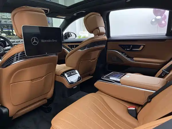 Mercedes-Benz S-Class 2023