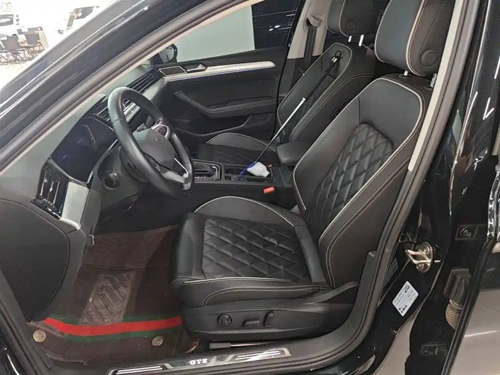 Volkswagen Magotan GTE PHEV 2023 — фото 15