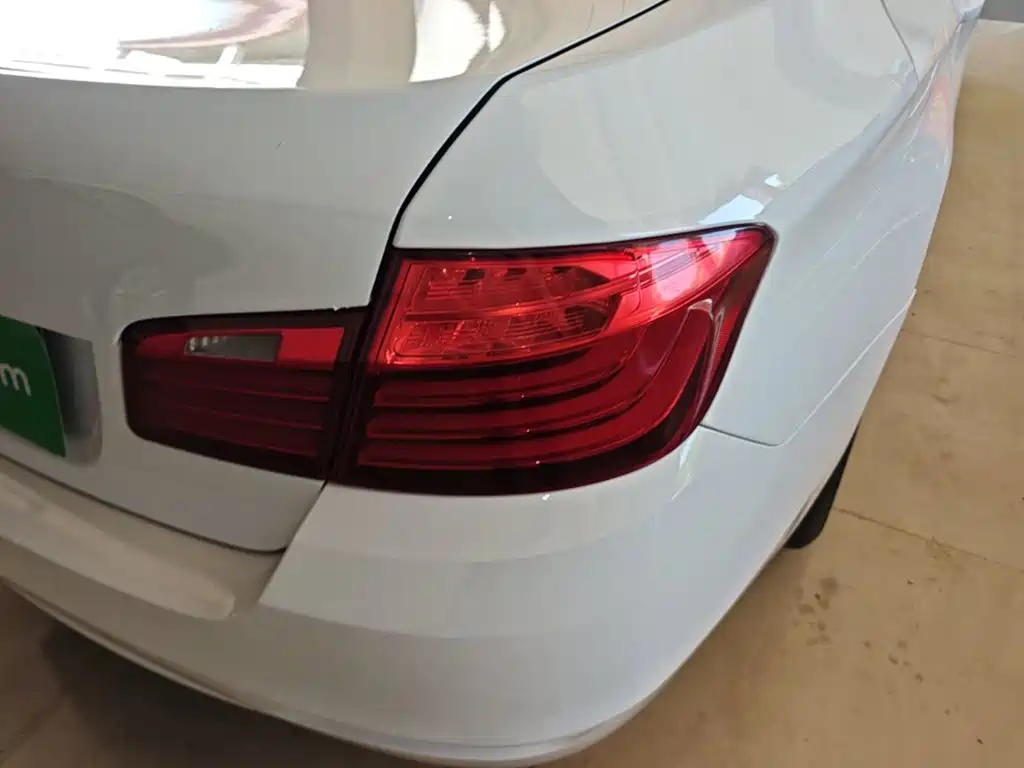 BMW 5 Series 2014 — фото 8