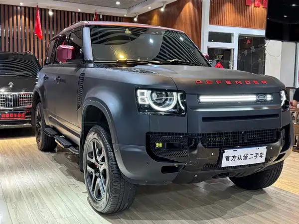 Land Rover Defender 2023