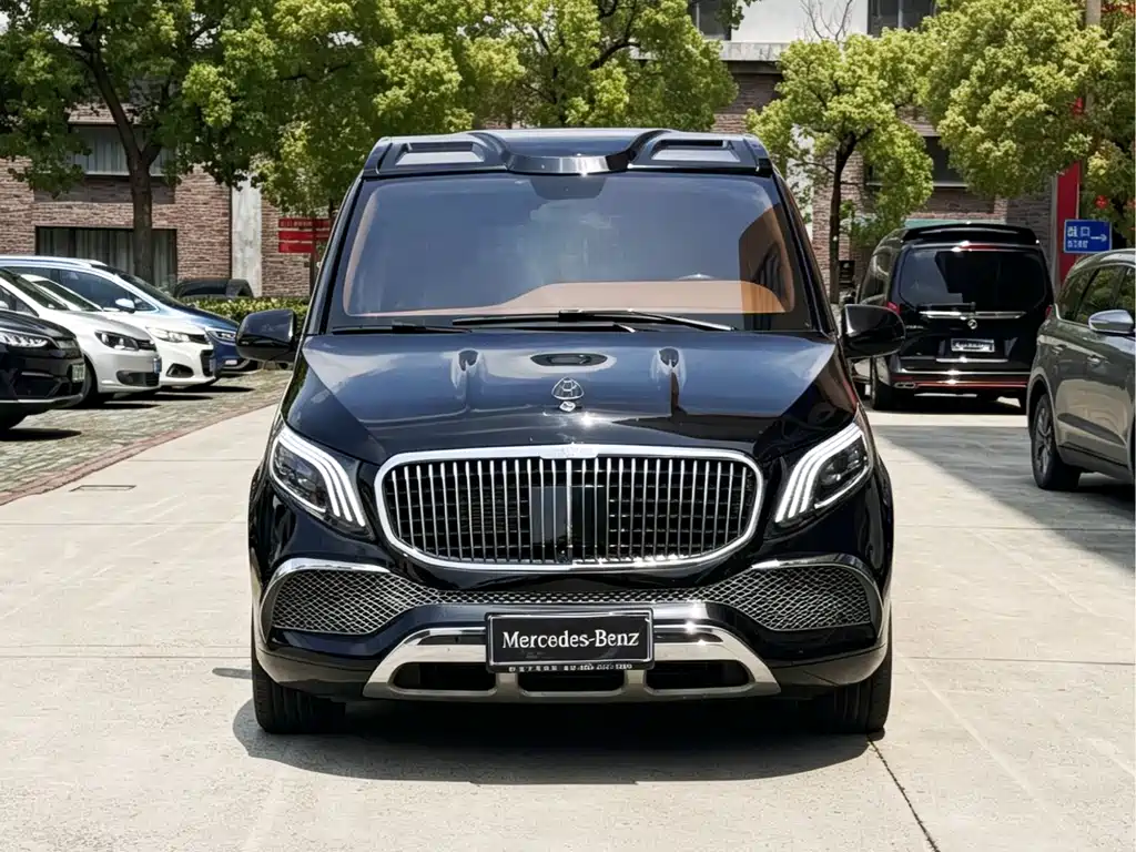 Mercedes-Benz Vito 2023 — фото 2