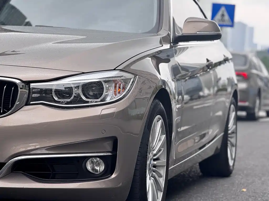 BMW 3 Series GT 2016 — фото 25