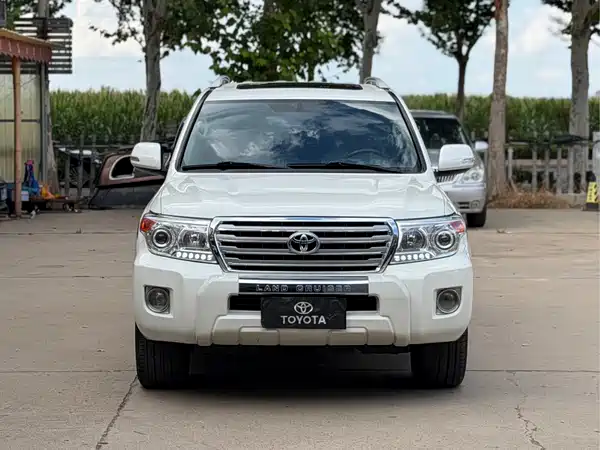 Toyota Land Cruiser 2015