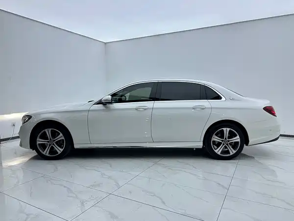 Mercedes-Benz E-Class 2018