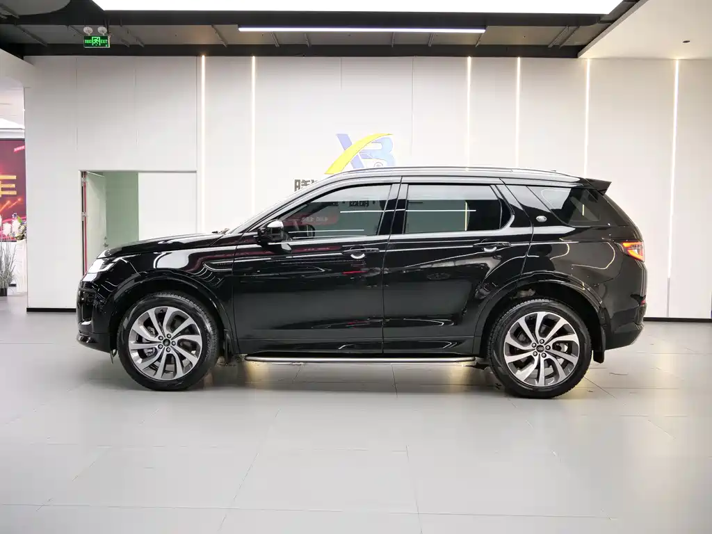 Land Rover Discovery Sport 2023 — фото 4