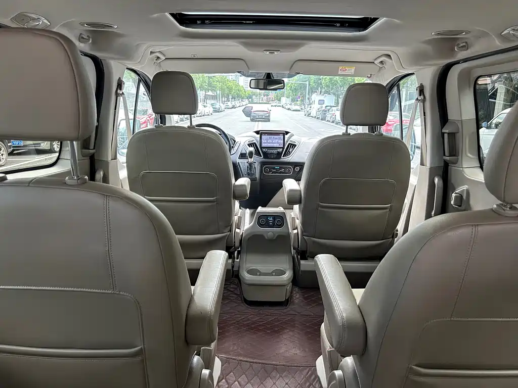 Ford Tourneo 2019 — фото 23