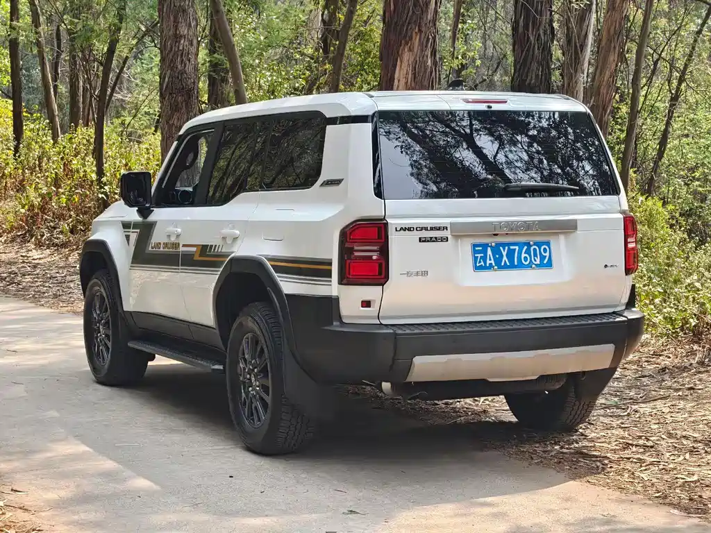 Toyota Prado 2024