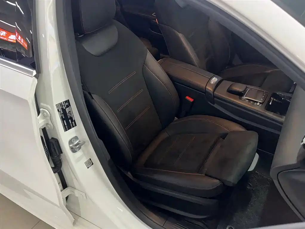 Mercedes-Benz A-Class 2024 — фото 16
