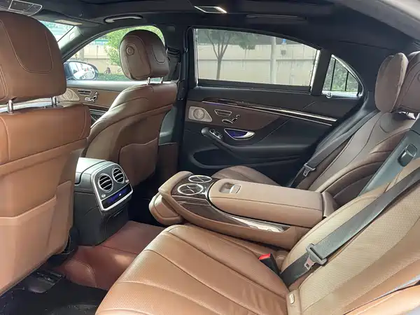 Mercedes-Benz S-Class 2020