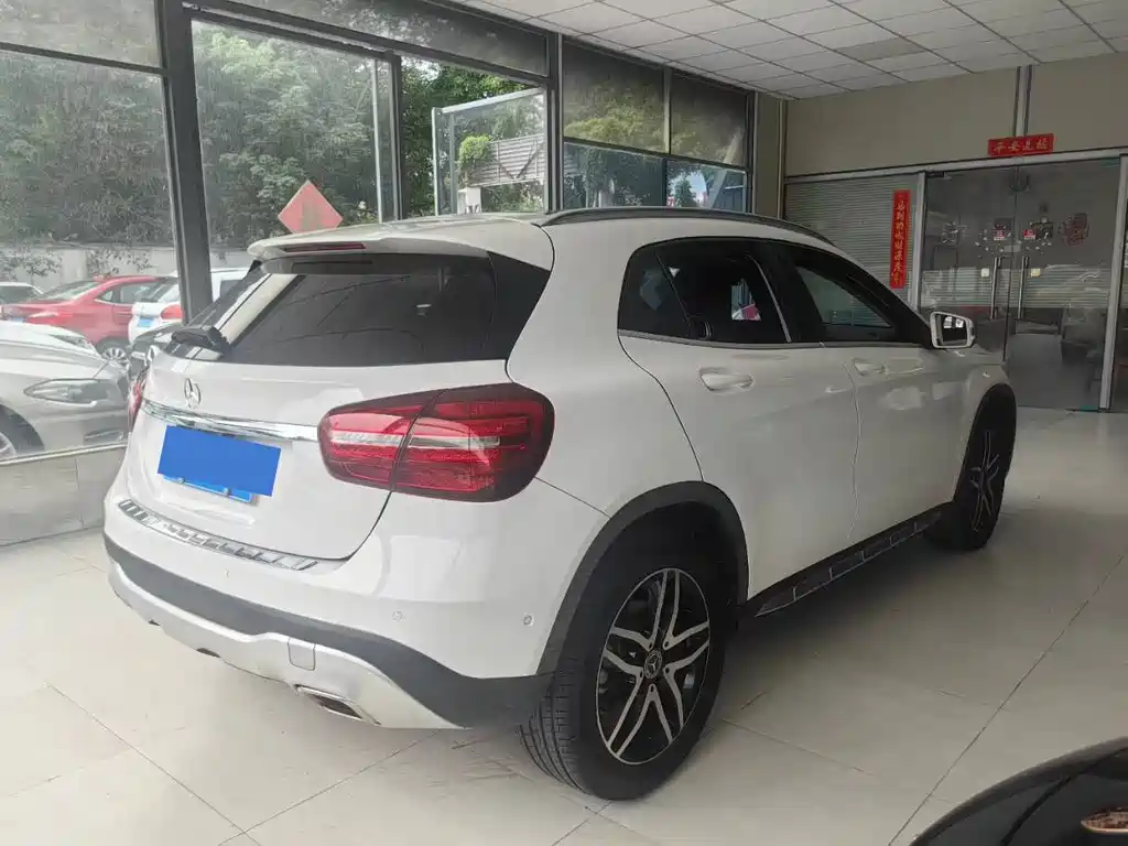 Mercedes-Benz GLA 2018
