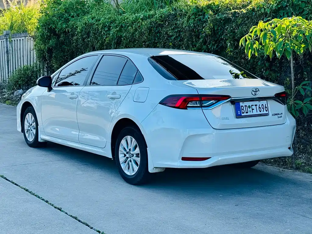 Toyota Corolla 2020 — фото 11