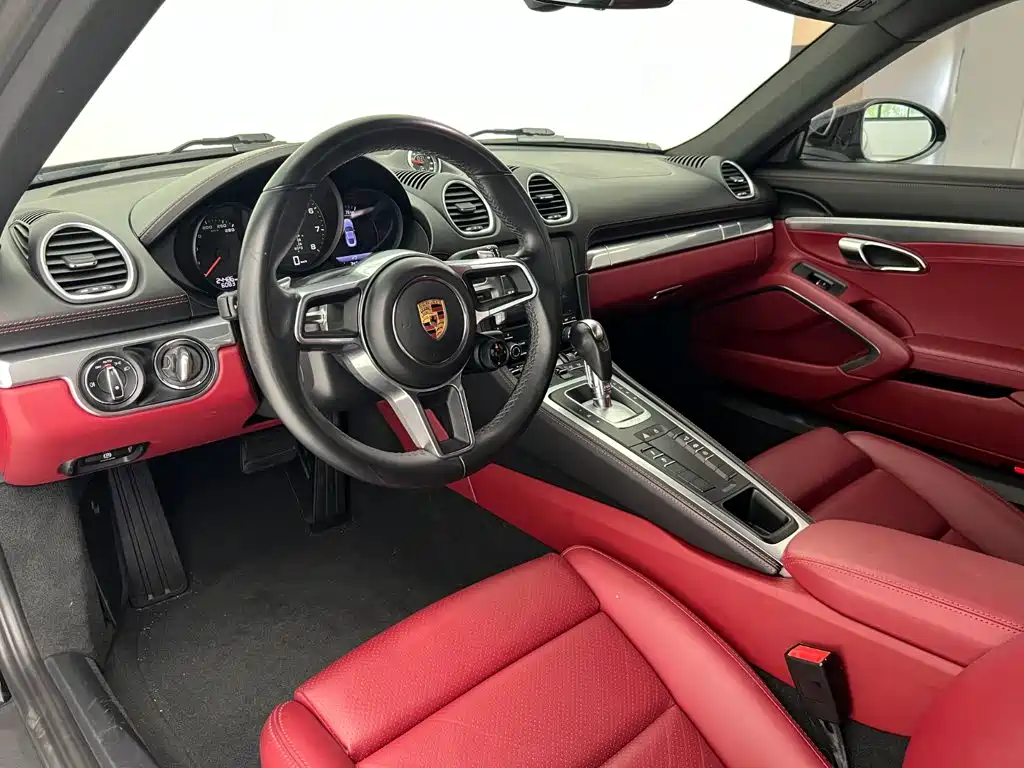 Porsche 718 2023 — фото 10