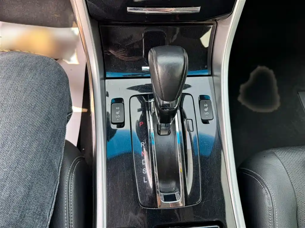 Honda Accord 2018 — фото 15