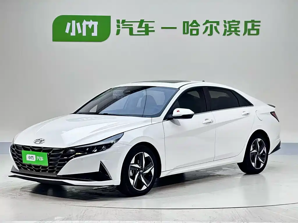 Hyundai Elantra 2023