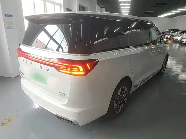JAC Ruifeng RF8 PHEV 2024