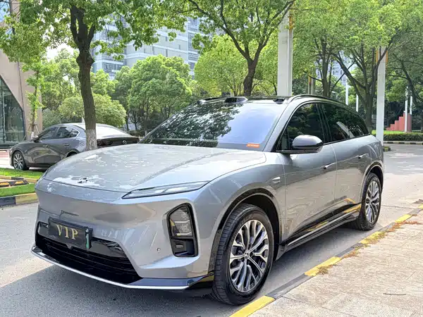 NIO ES6 2025