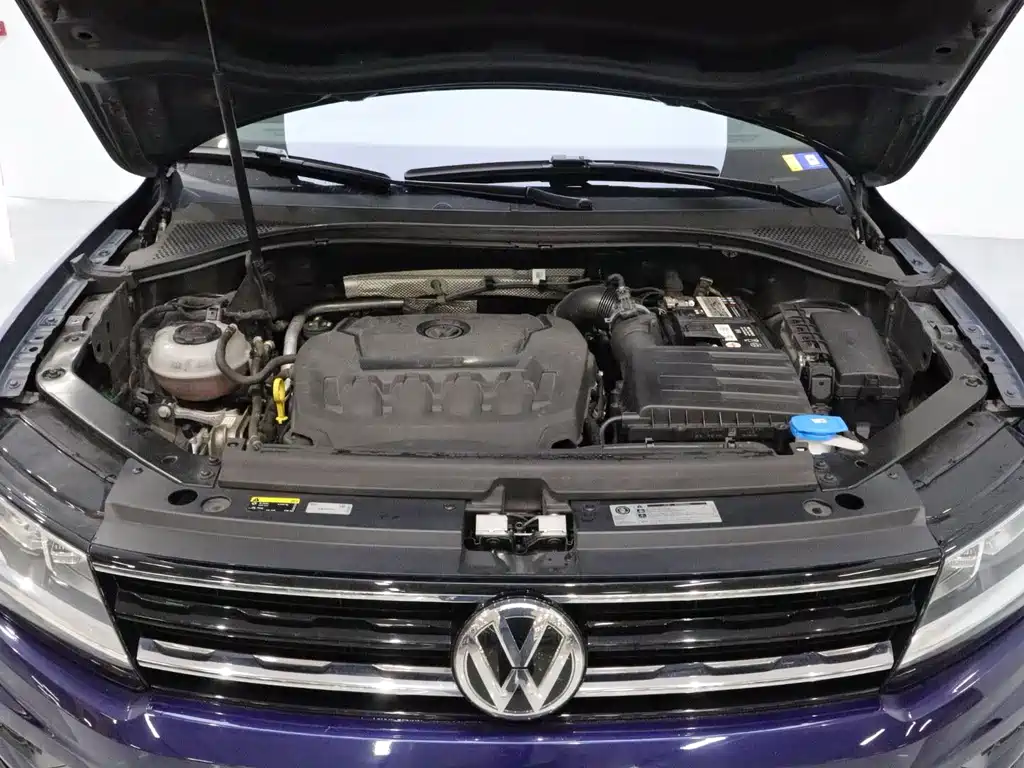 Volkswagen Tiguan 2019 — фото 43