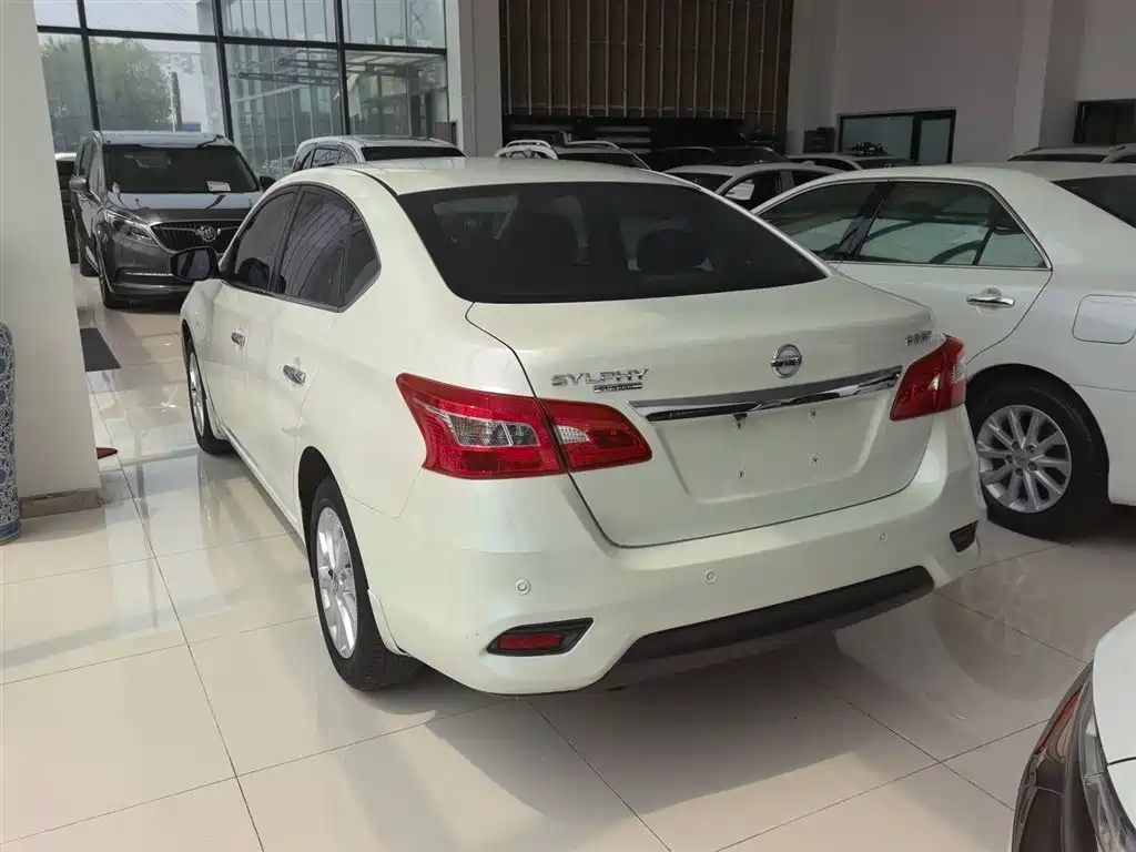 Nissan Sylphy 2023 — фото 11