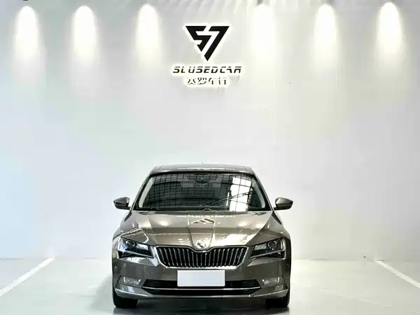 Skoda Superb 2016