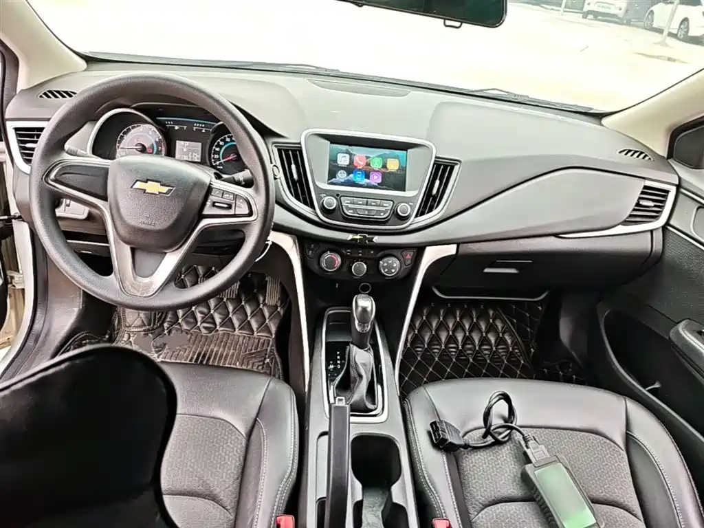 Chevrolet Cavalier 2018 — фото 10