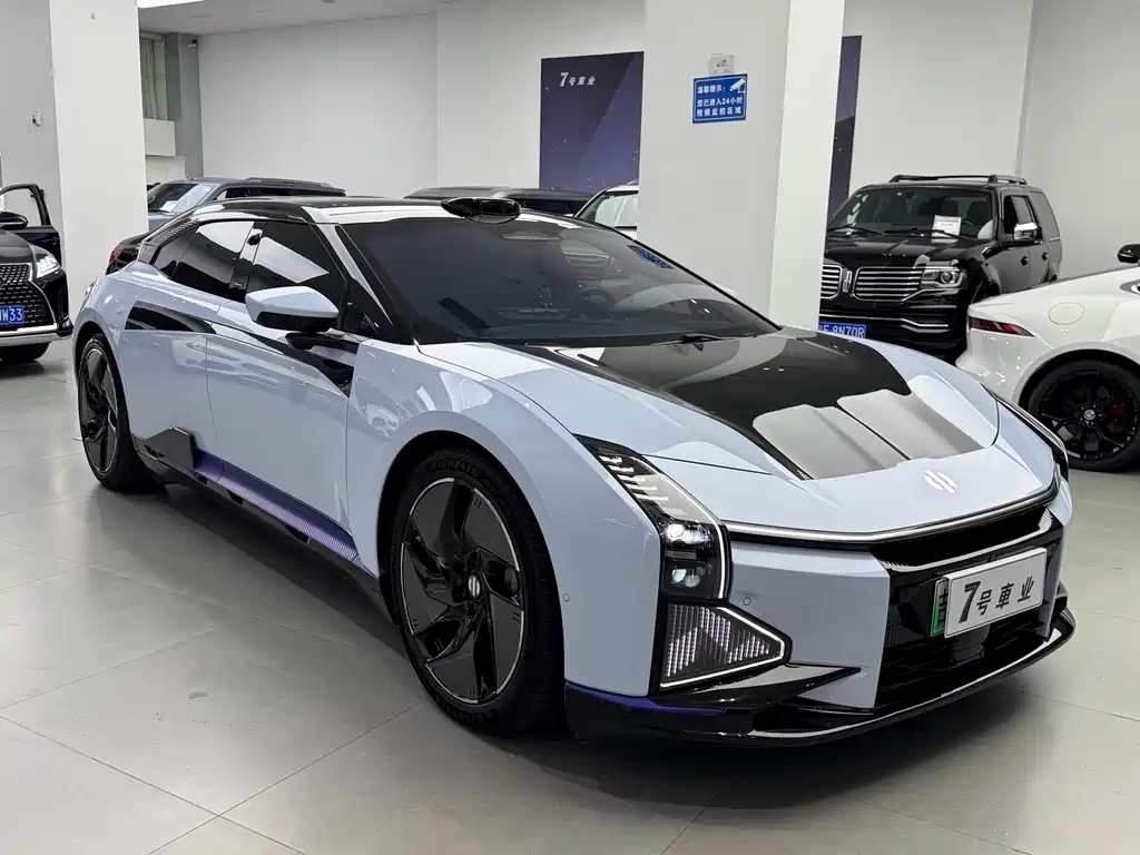 HiPhi Z 2023
