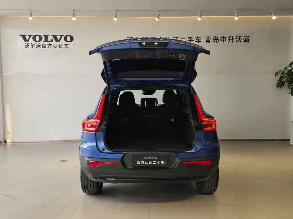 Volvo XC40 2020 — фото 7