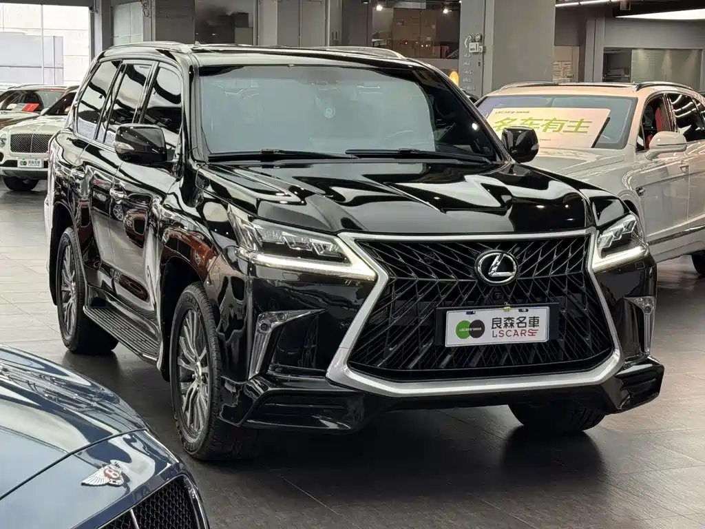 Lexus LX 2019 — фото 3