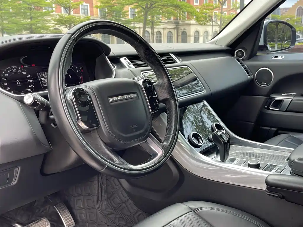 Land Rover Sport 2018 — фото 23